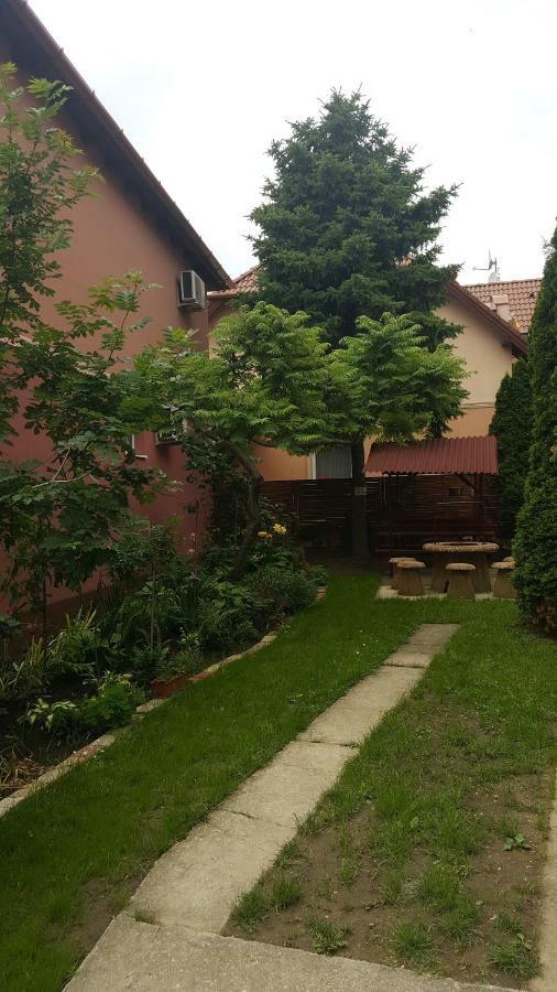 Gabriel Apartman Apartment Hajduszoboszlo Exterior photo